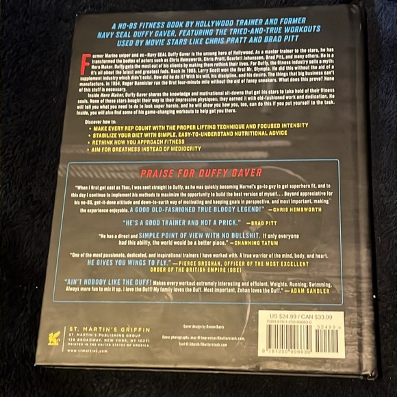 Hero Maker Workout Guide: 12 weeks to superhero fit by Duffy Gaver - Picture 2 of 3